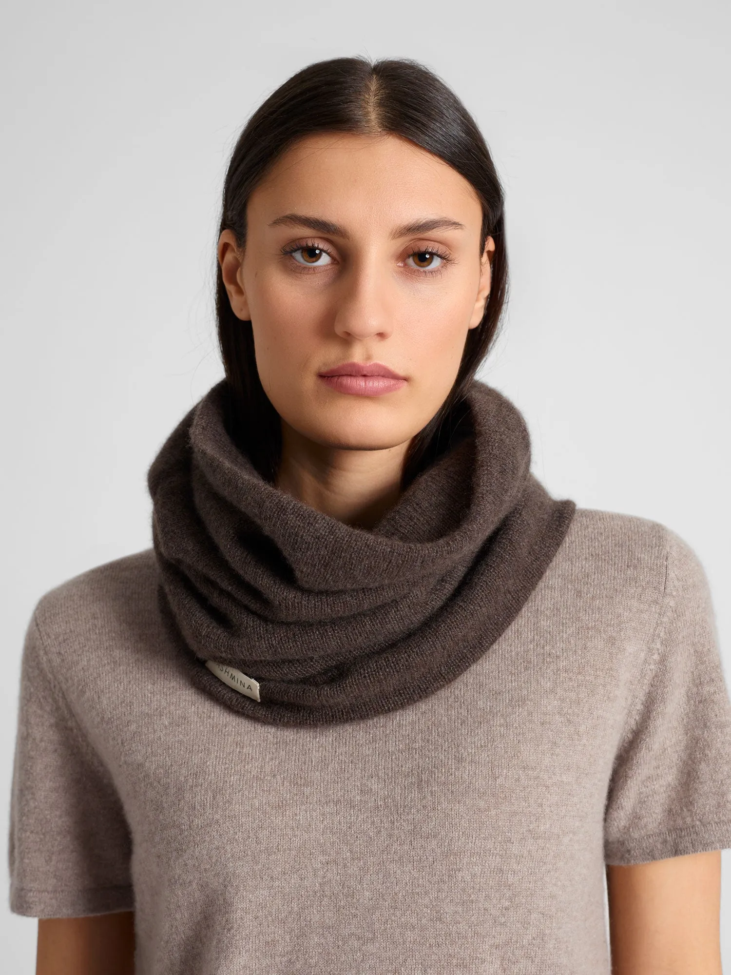 Cashmere snood "Eida" - dark brown