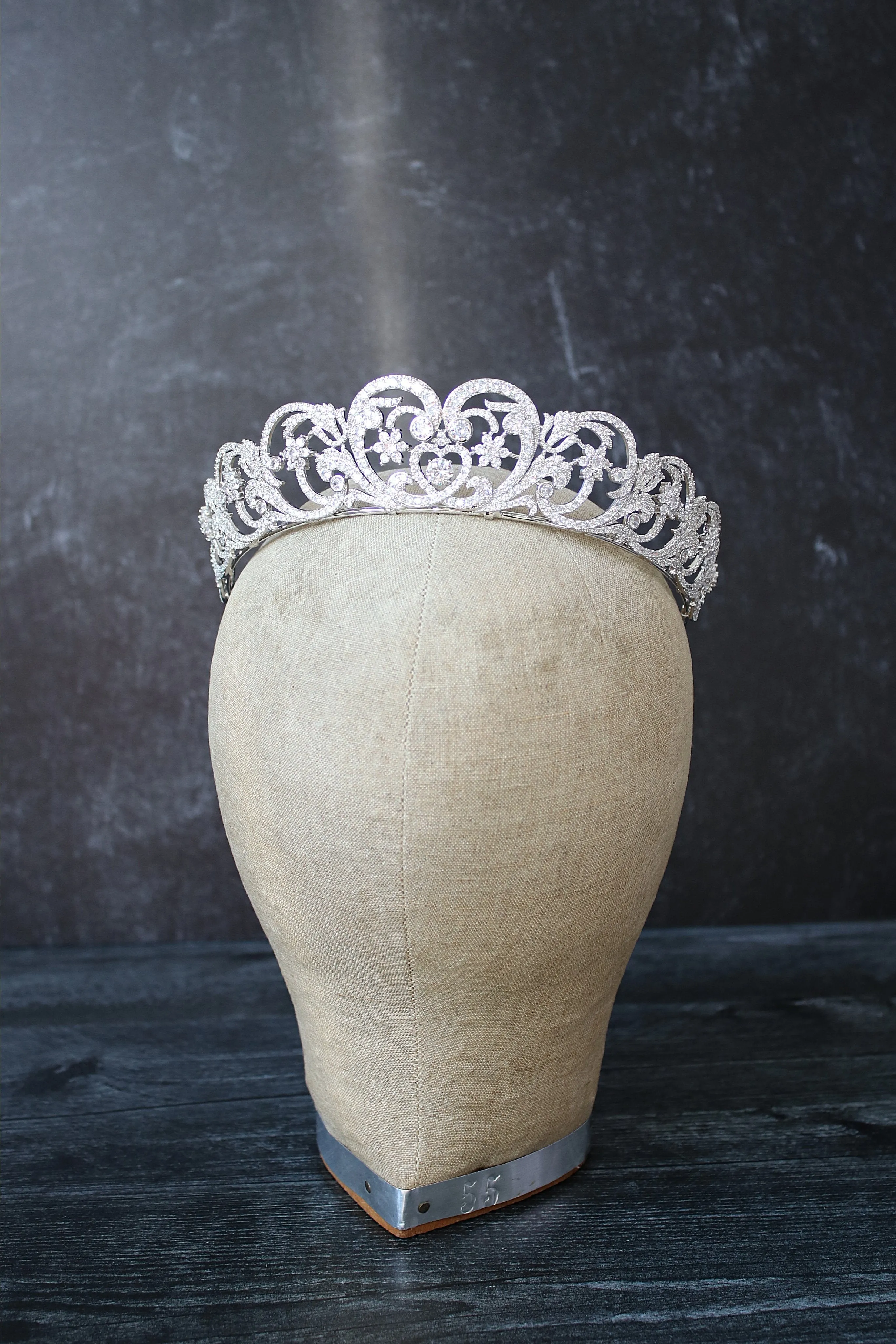 DIANA PRINCESS OF WALES Royal Bridal Tiara