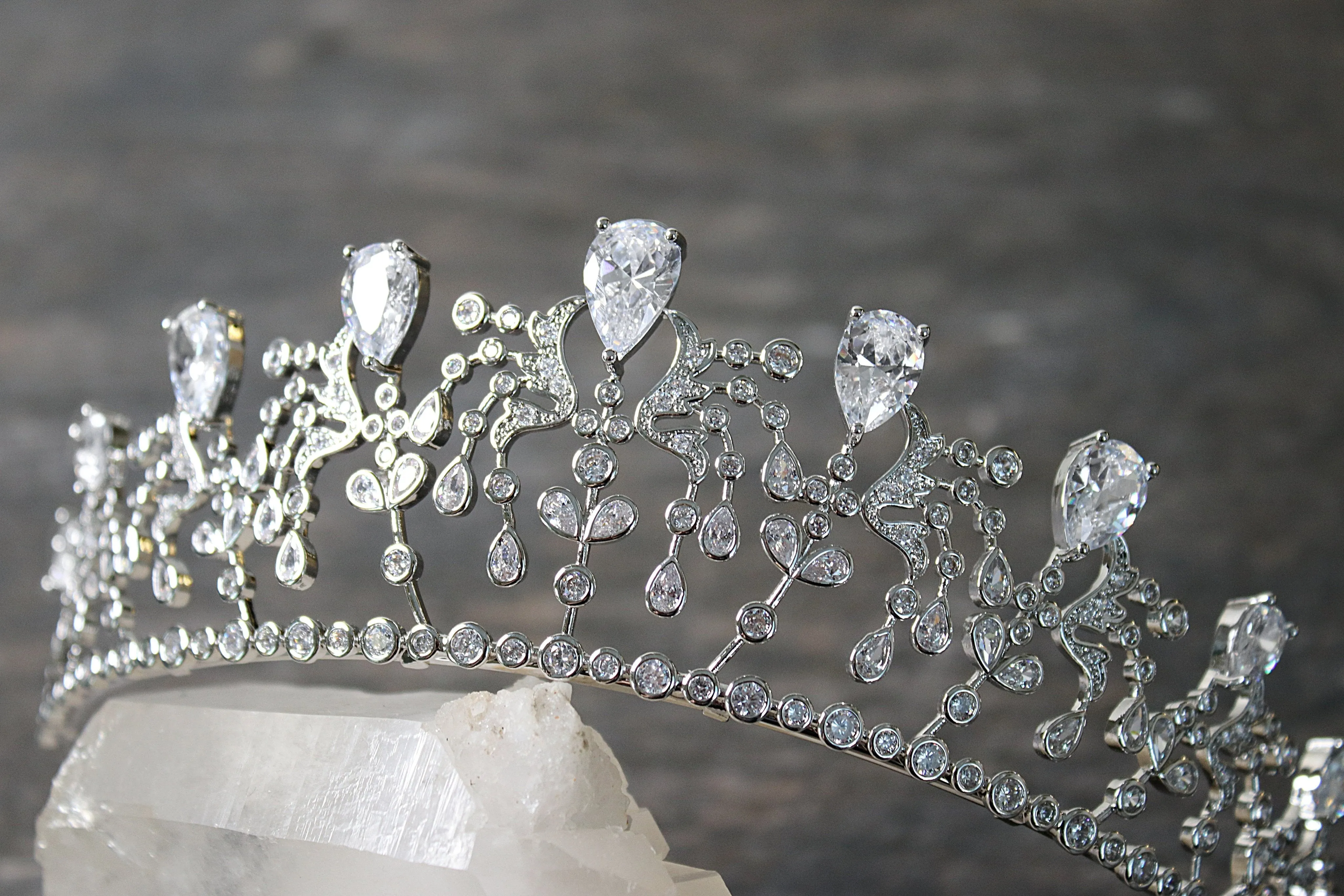 EFFIE Bridal Tiara