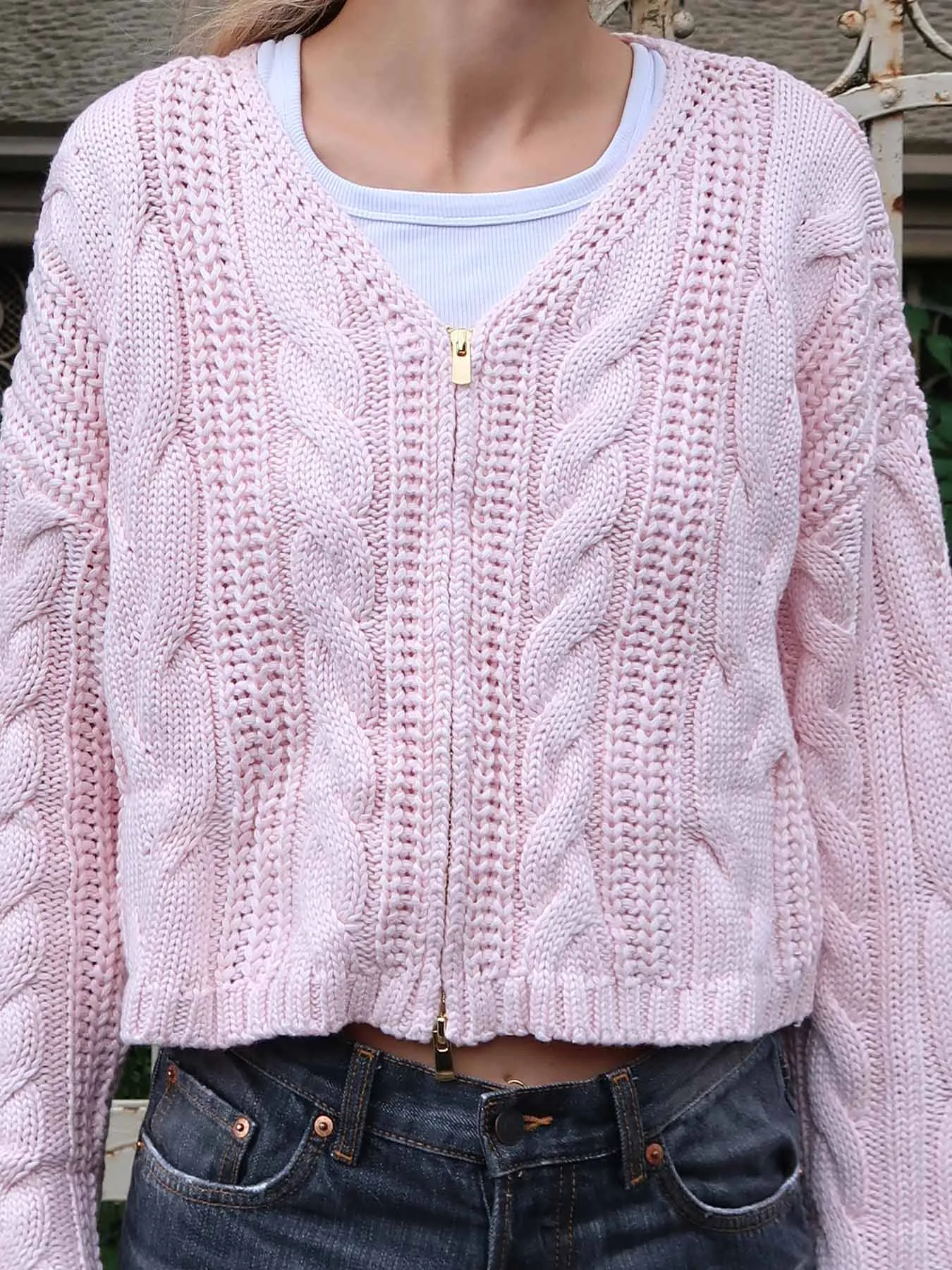 KNITTED - Cropped Braid Cardigan  Light Blossom