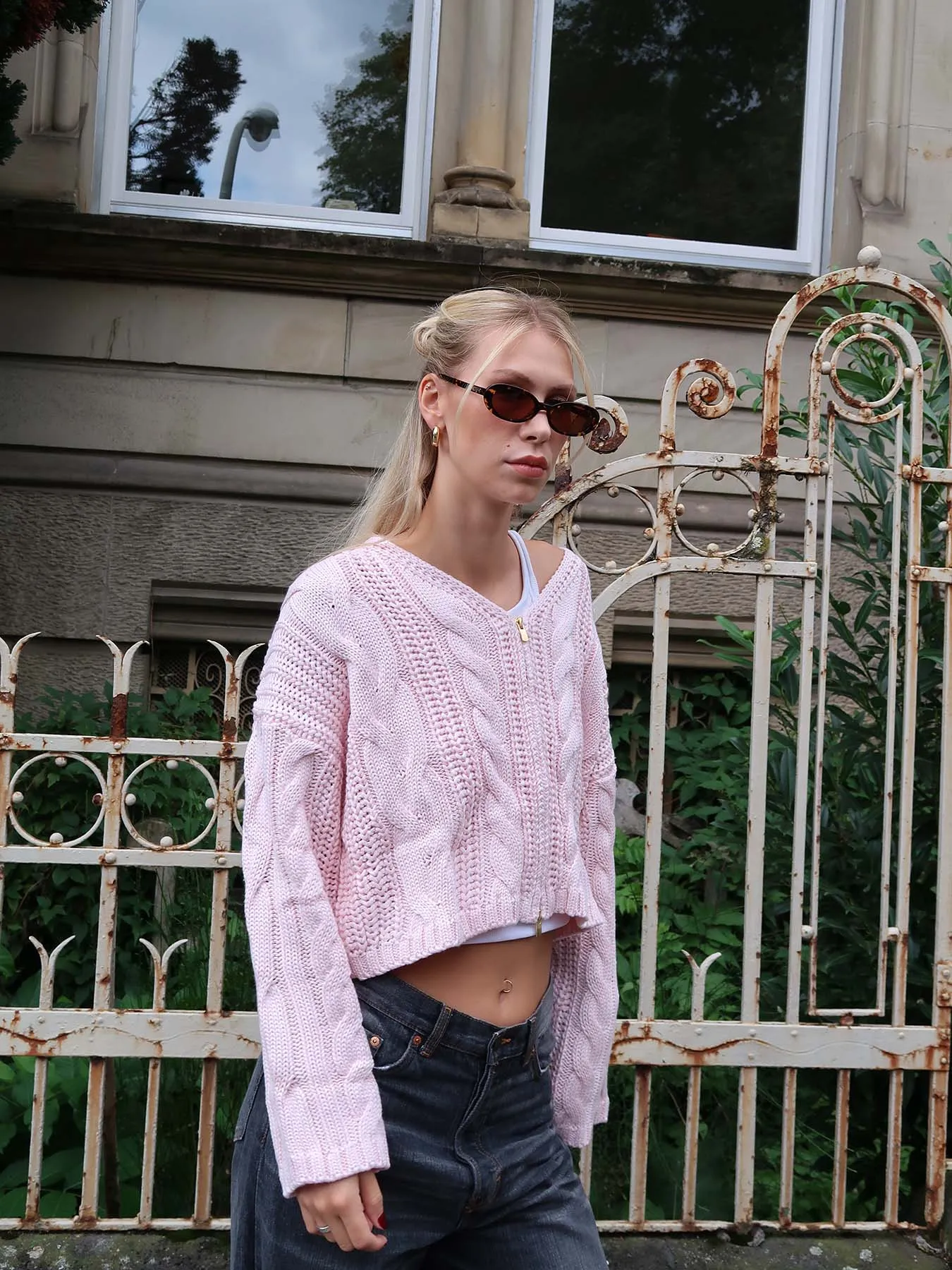 KNITTED - Cropped Braid Cardigan  Light Blossom