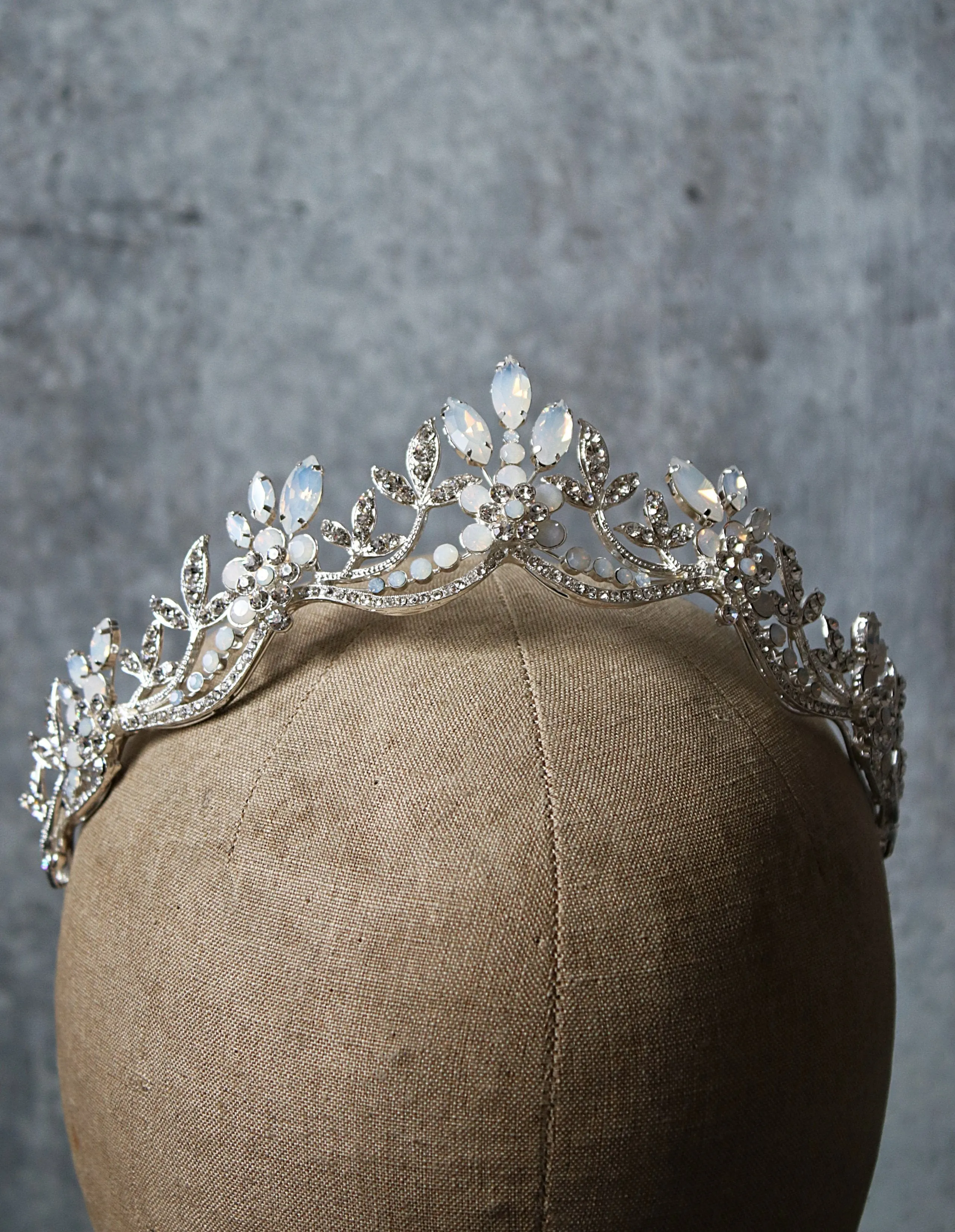 MAELYNN Silver Bridal Tiara