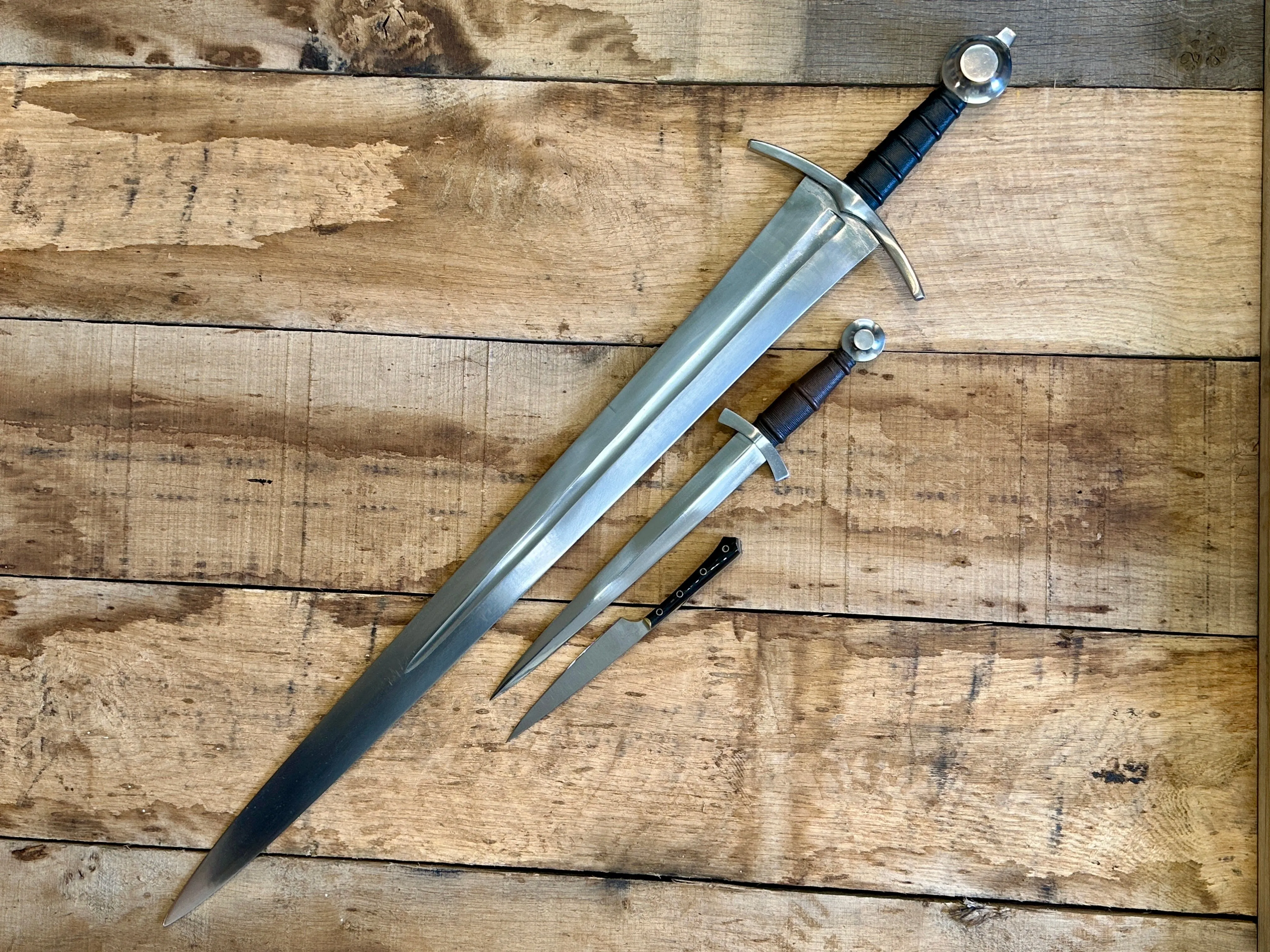 Medieval Arming Sword Type XIV 1270-1350 Bundle with FREE sword bag