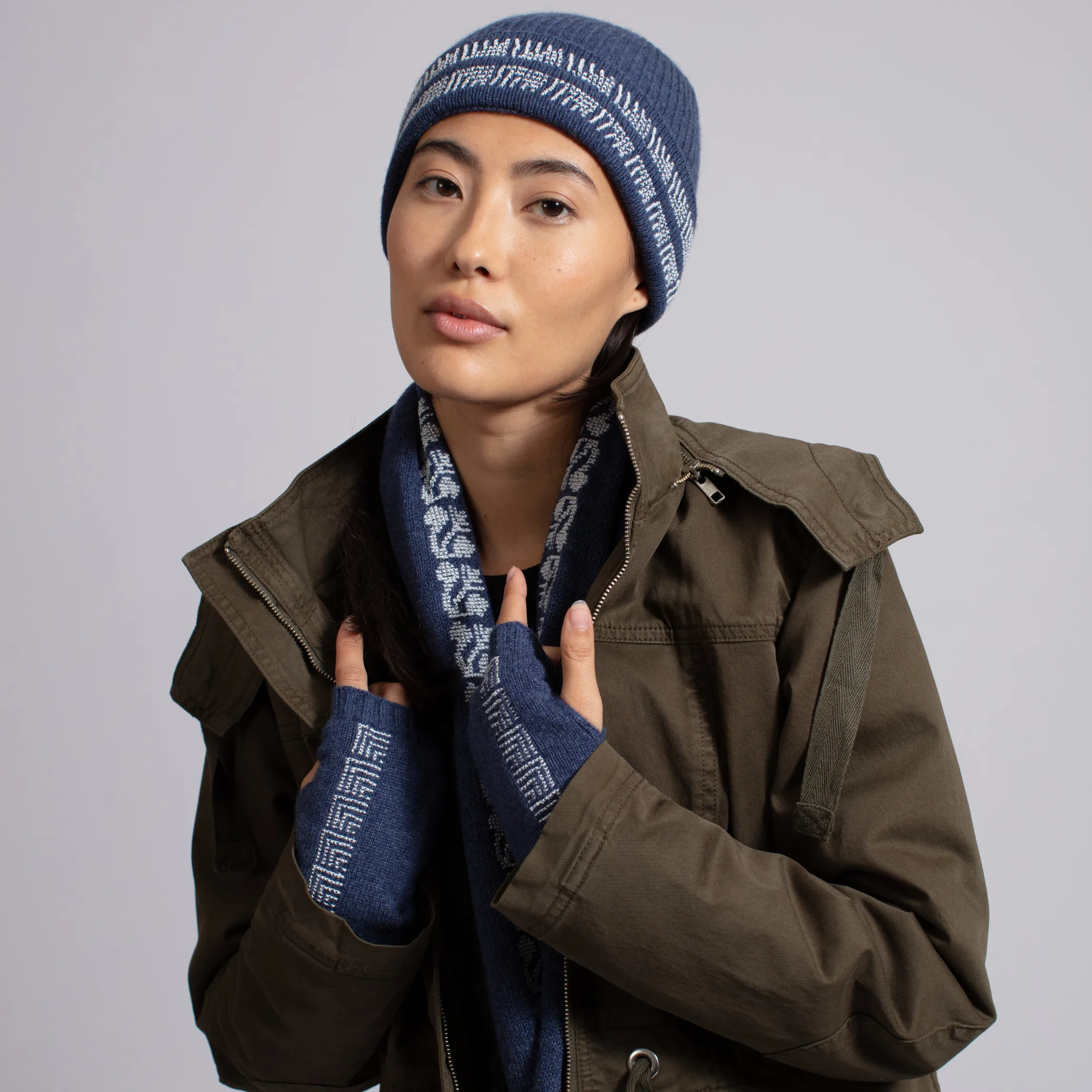 NOTTE BLUE CASHMERE BEANIE